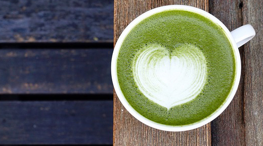 Matcha-Tee Anwendung